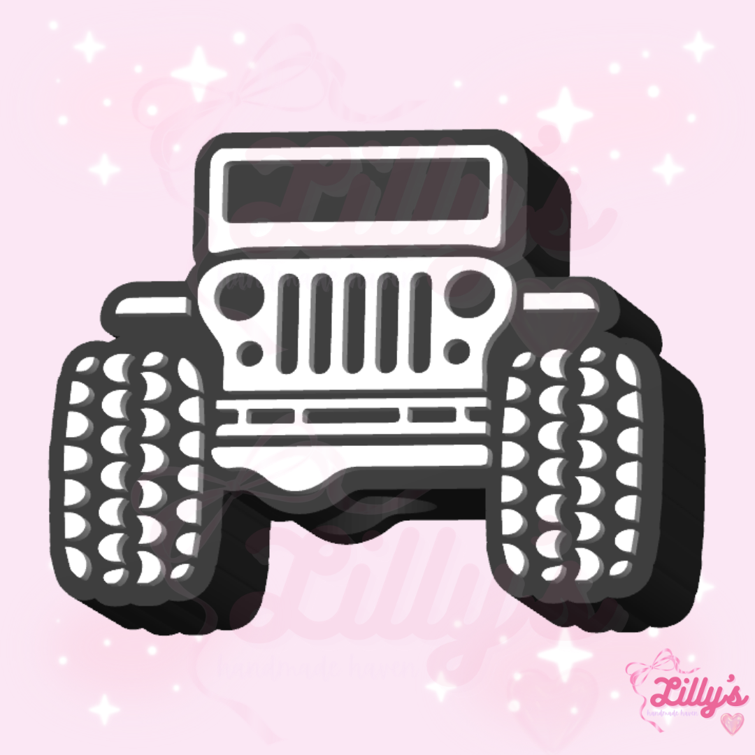 Off-Roading SUV Straw Topper